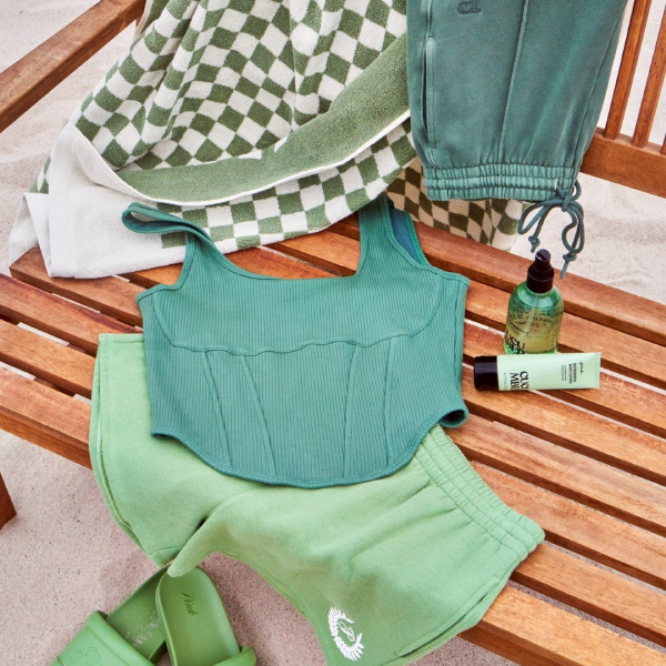 1 Victoria's Secret spring green collection